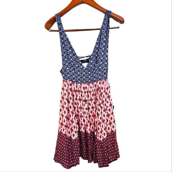 Lulus La Vie en Roses Navy Blue and Red Floral Print Dress Size Small, NWT - Picture 4 of 9